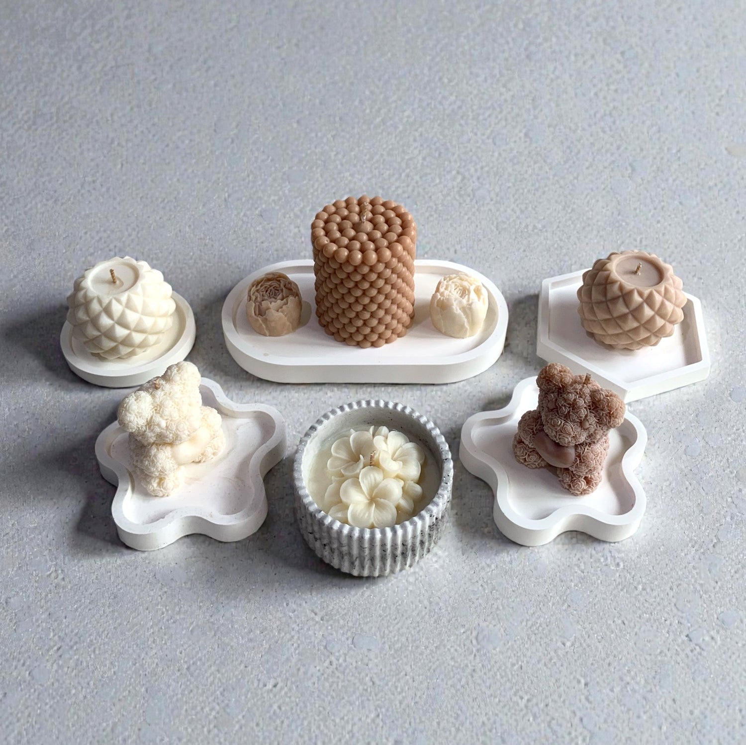 DECORATIVE ARTISAN CANDLES